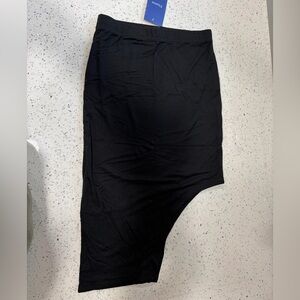 NWT Floerns Size XS black asymmetrical cut out skirt